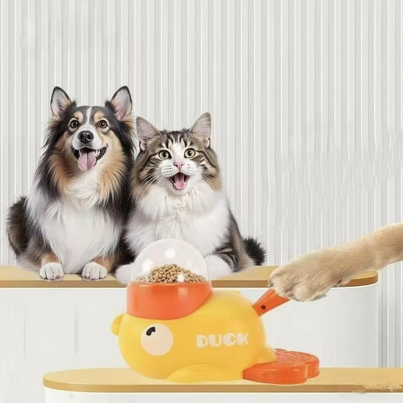 Dog Puzzle Feeder Toy - Gele eendvormige interactieve kattenkauwspeeltjesdispenser, duurzaam plastic